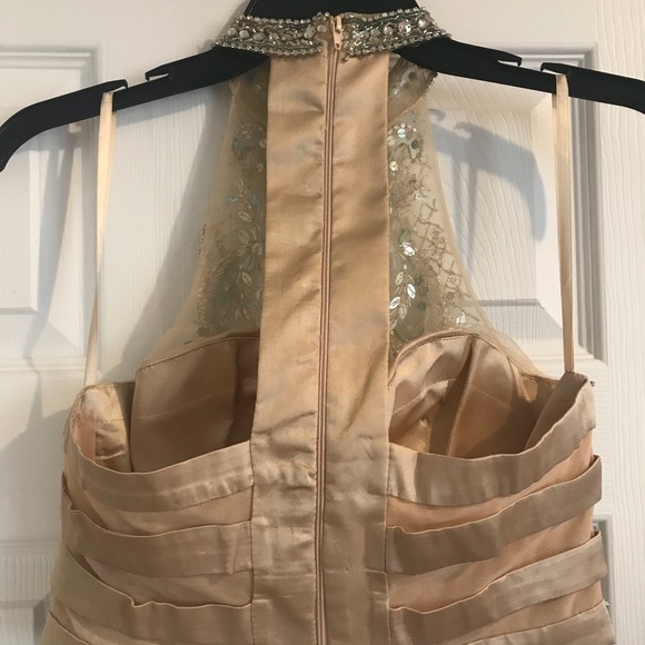 Prom dress - Picture 4 of 6